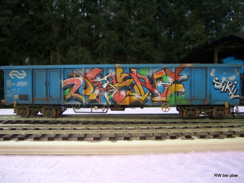 pbw, Graffiti, Eaons